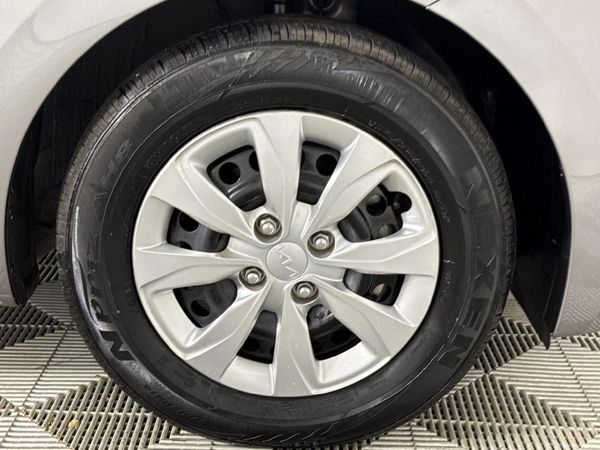 2025-Kia-Pegas-14-LX image:3