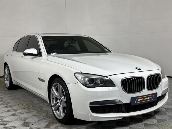 2013-BMW-7-Series-750i-M-Sport image:12