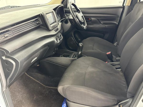 2024-Suzuki-Ertiga-15-GA image:5