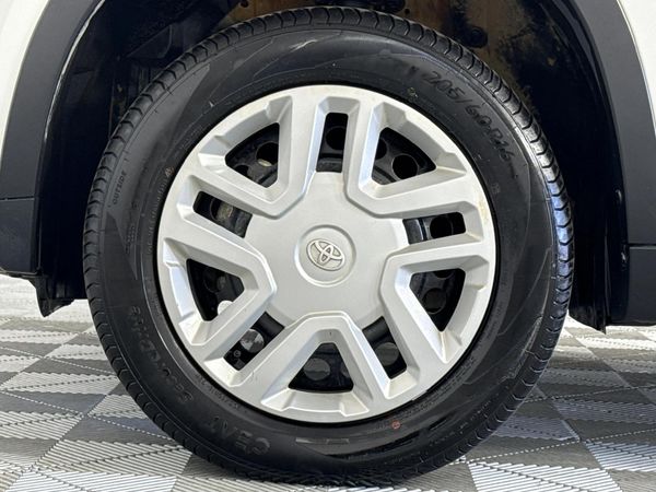 2023-Toyota-Urban-Cruiser-15-Xi image:4