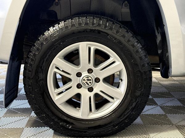 2011-Volkswagen-Amarok-20-BiTDI-Highline-120kW-4Motion-Double-Cab image:6