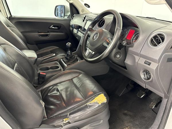 2011-Volkswagen-Amarok-20-BiTDI-Highline-120kW-4Motion-Double-Cab image:8