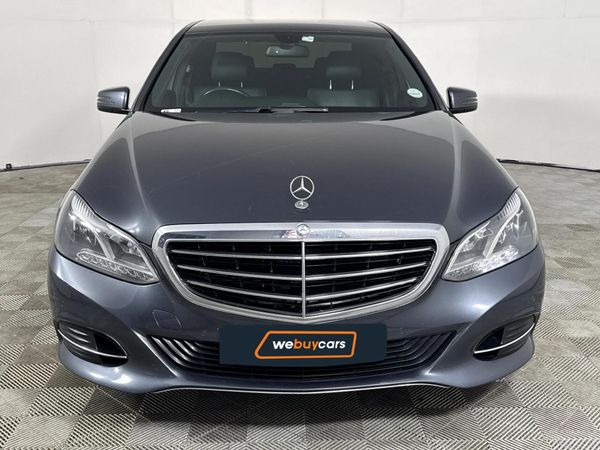2015-Mercedes-Benz-E-Class-E-300-Bluetec-Hybrid image:13