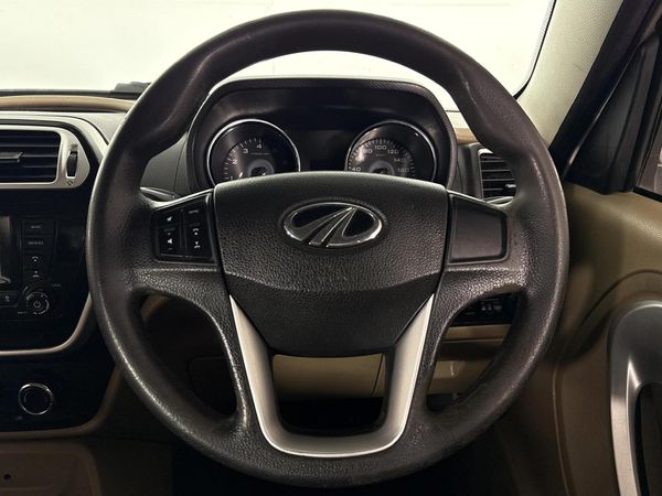 2018-Mahindra-TUV-300-15-TD-7-seat image:11
