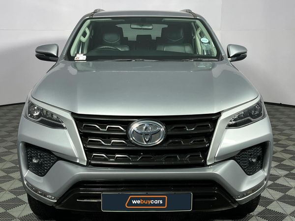 2022-Toyota-Fortuner-28-GD-6-Raised-Body-Auto image:14