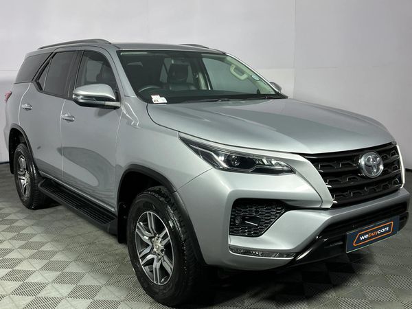 2022-Toyota-Fortuner-28-GD-6-Raised-Body-Auto image:15