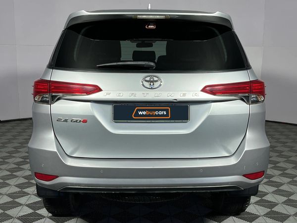 2022-Toyota-Fortuner-28-GD-6-Raised-Body-Auto image:17