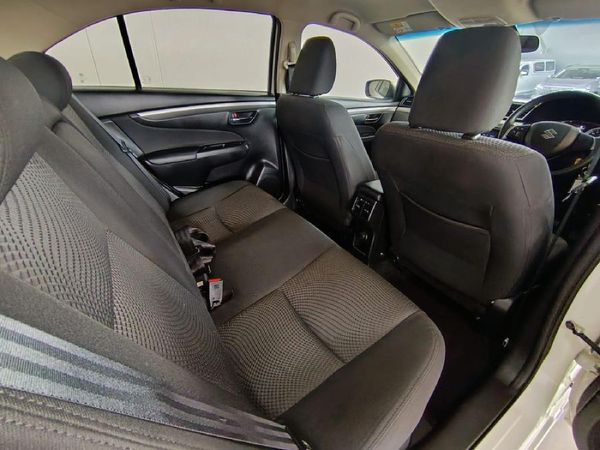 2025-Suzuki-Ciaz-15-GL image:14