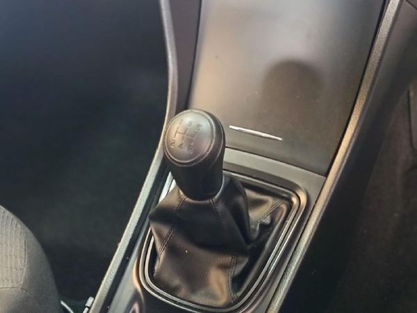 2025-Suzuki-Ciaz-15-GL image:21