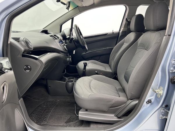 2010-Chevrolet-Spark-12-LS image:6