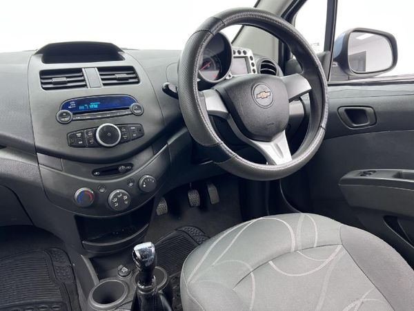 2010-Chevrolet-Spark-12-LS image:7