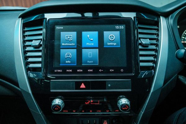 2023-Mitsubishi-Pajero-Sport-24D-4x4-Auto image:16