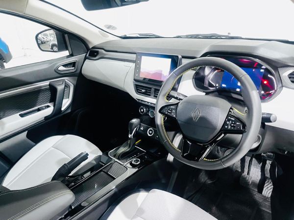 2026-Renault-Kiger-10T-Intens-Auto image:17