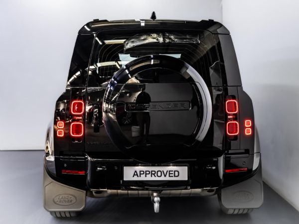 2024-Land-Rover-Defender-110-D300-HSE-X-Dynamic image:5