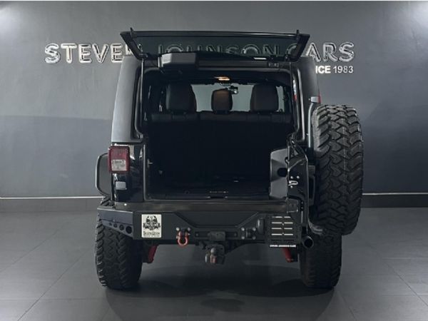 2012-Jeep-Wrangler-Unlimited-Sahara-36-V6-Auto image:4