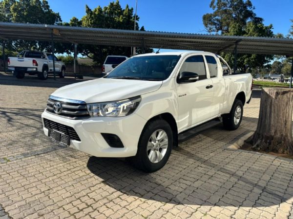 2017-Toyota-Hilux-24-GD-6-Raised-Body-SRX-Extended-Cab image:2