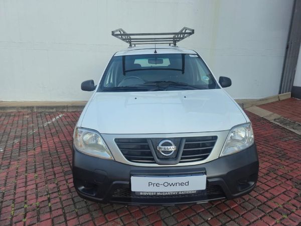 2022-Nissan-NP200-16 image:1