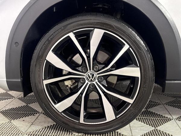 2022-Volkswagen-Taigo-10-TSI-R-Line-Auto image:4