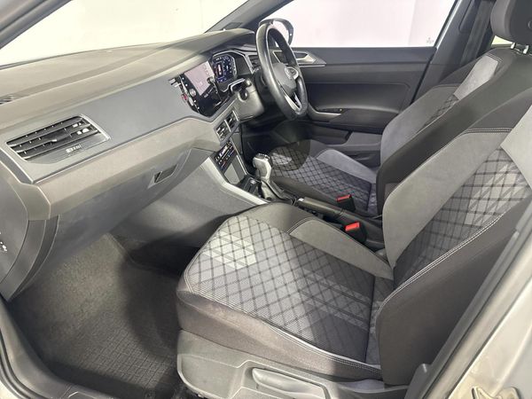2022-Volkswagen-Taigo-10-TSI-R-Line-Auto image:8