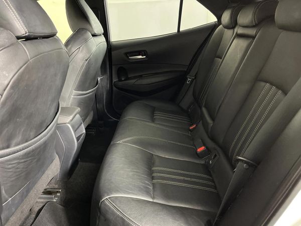 2021-Toyota-Corolla-12T-XS-Auto-5-dr image:3