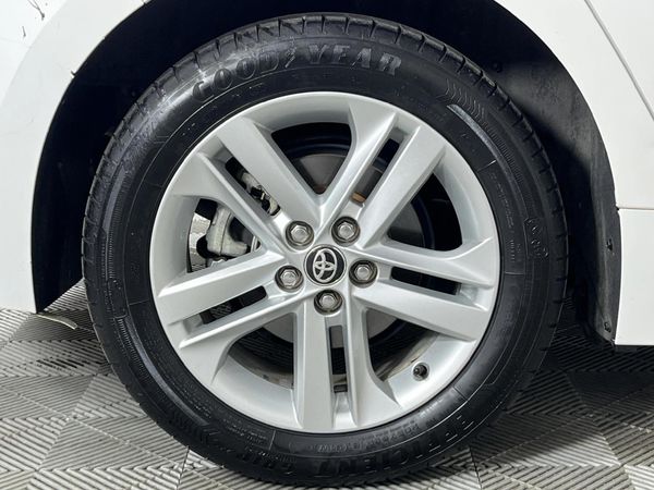 2021-Toyota-Corolla-12T-XS-Auto-5-dr image:7