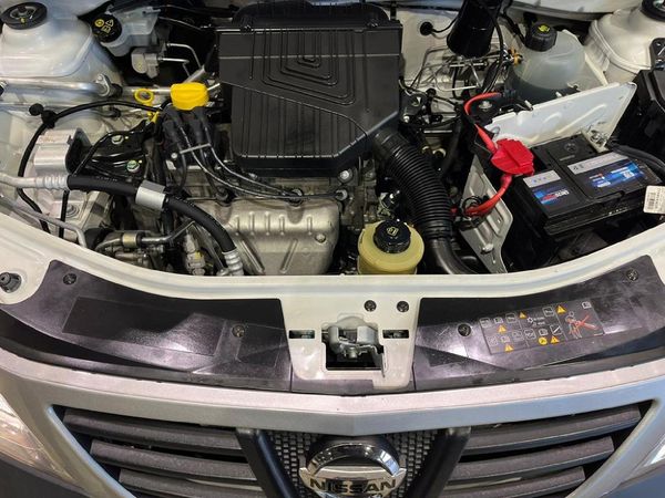 2023-Nissan-NP200-16-AC-Safety-Pack image:7