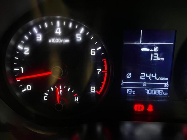 2022-Kia-Rio-12-LS-5-dr image:7