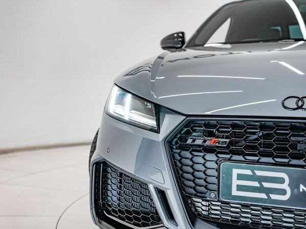 2022-Audi-TT-RS-Roadster-quattro-Auto-294kW image:3