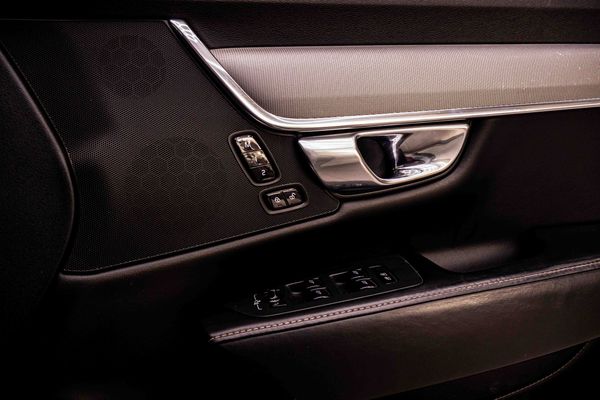 2018-Volvo-S60-D5-Inscription-Auto image:14