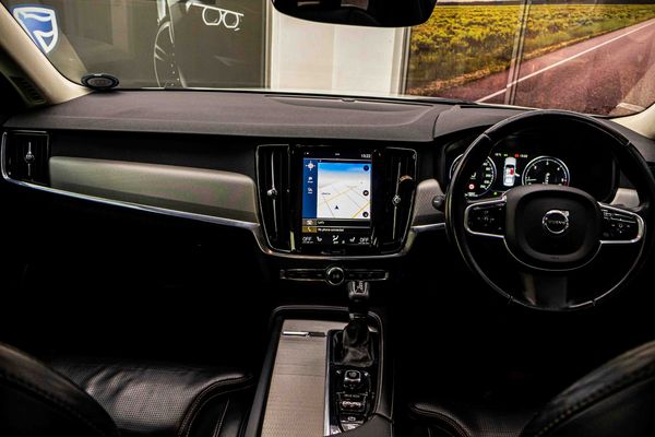 2018-Volvo-S60-D5-Inscription-Auto image:19