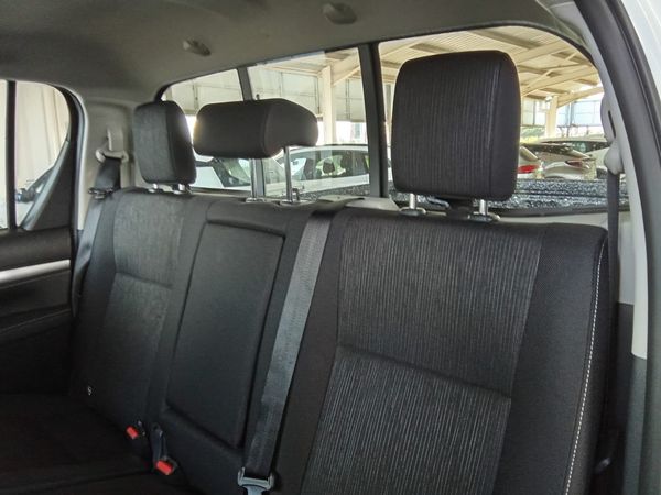 2026-Toyota-Hilux-24-GD-6-Raised-Body-Raider-Double-Cab image:15