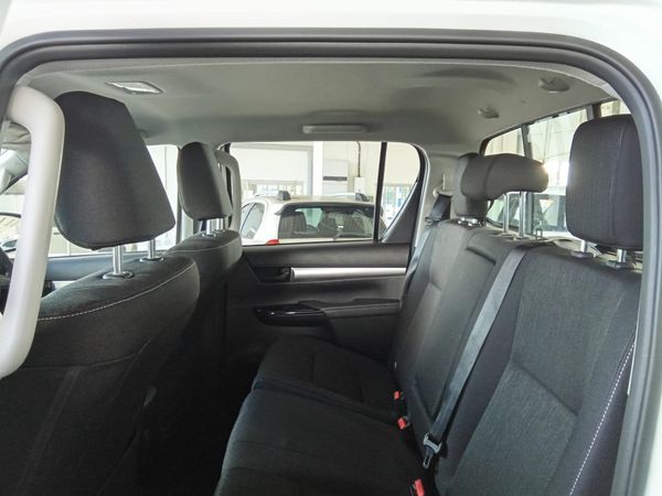 2026-Toyota-Hilux-24-GD-6-Raised-Body-Raider-Double-Cab image:7
