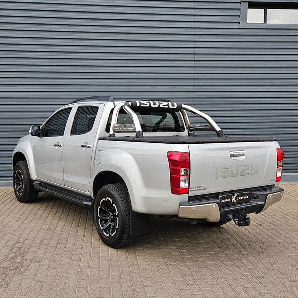 2015-Isuzu-KB-300-D-Teq-LX-Auto-Double-Cab image:5