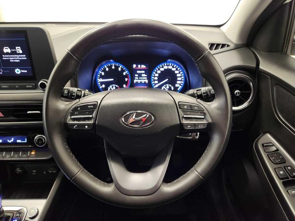 2023-Hyundai-Kona-20-Executive-IVT image:13