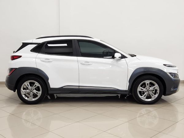2023-Hyundai-Kona-20-Executive-IVT image:2