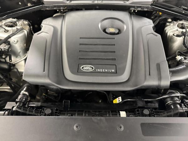 2021-Land-Rover-Defender-110-D240-First-Edition-177kW image:13