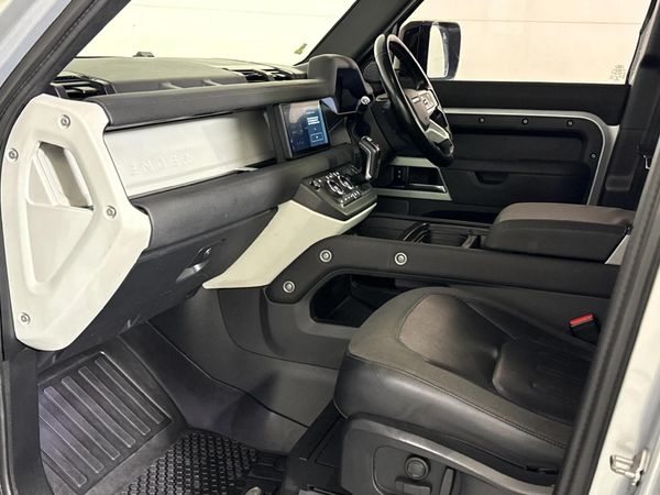 2021-Land-Rover-Defender-110-D240-First-Edition-177kW image:8