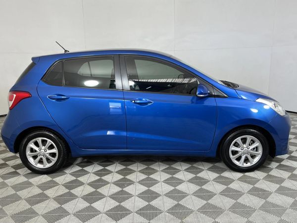 2020-Hyundai-Grand-i10-10-Fluid image:17