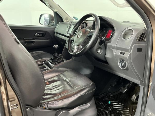 2012-Volkswagen-Amarok-20-BiTDI-Highline-132kW-4Motion-Double-Cab image:8