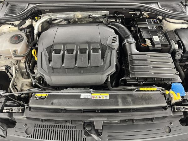 2024-Volkswagen-Golf-8-GTI-20-TSI-Auto image:13