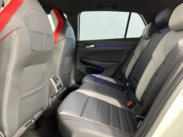 2024-Volkswagen-Golf-8-GTI-20-TSI-Auto image:3