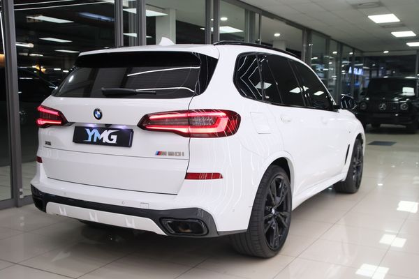 2022-BMW-X5-M50i image:2