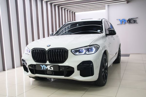2022-BMW-X5-M50i image:6