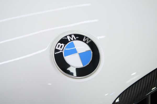 2022-BMW-X5-M50i image:8