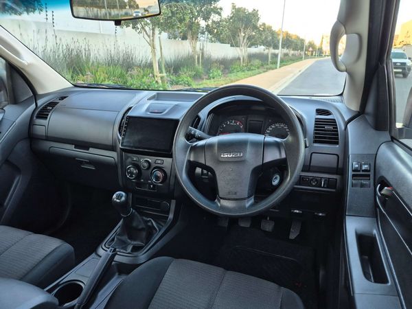 2015-Isuzu-KB-250-D-Teq-LE-Extended-Cab image:28