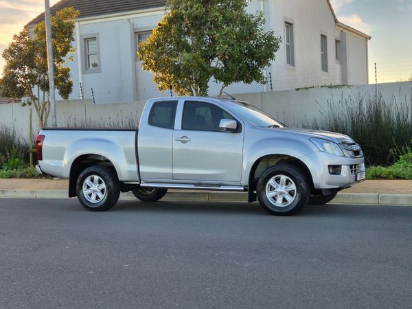 2015-Isuzu-KB-250-D-Teq-LE-Extended-Cab image:2