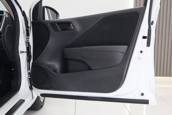 2019-Honda-Ballade-15-Trend-Auto image:7