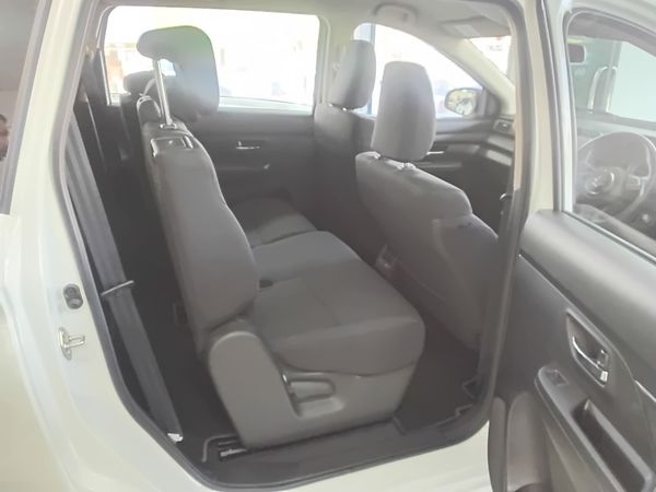 2026-Suzuki-Ertiga-15-GL image:7