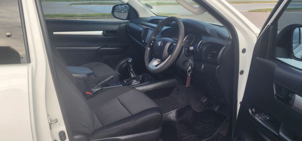 2019-Toyota-Hilux-24-GD-6-Raised-Body-SRX-Extended-Cab image:10