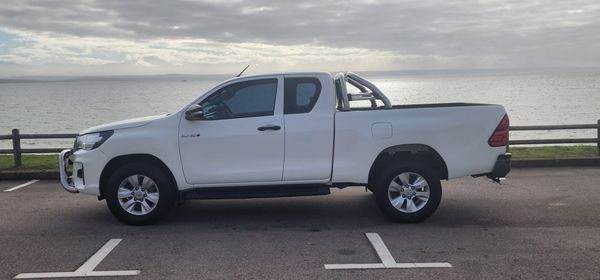 2019-Toyota-Hilux-24-GD-6-Raised-Body-SRX-Extended-Cab image:4